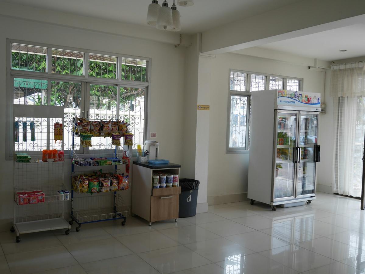 Top Hostel Udon Thani Exterior photo